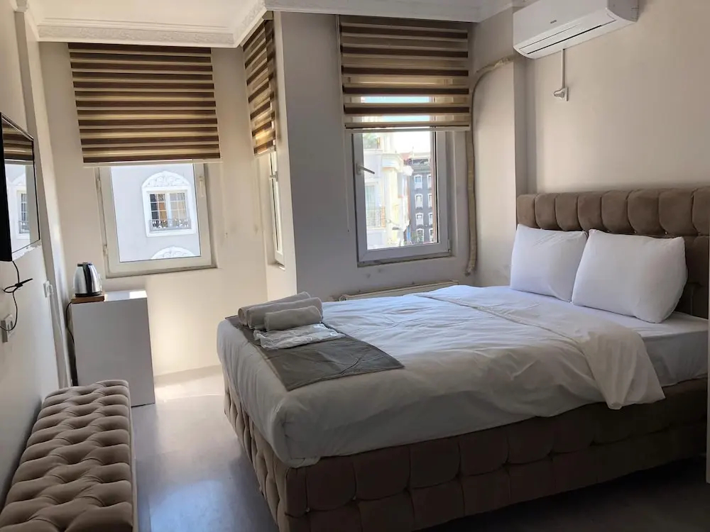 Photo - Modena Hotel