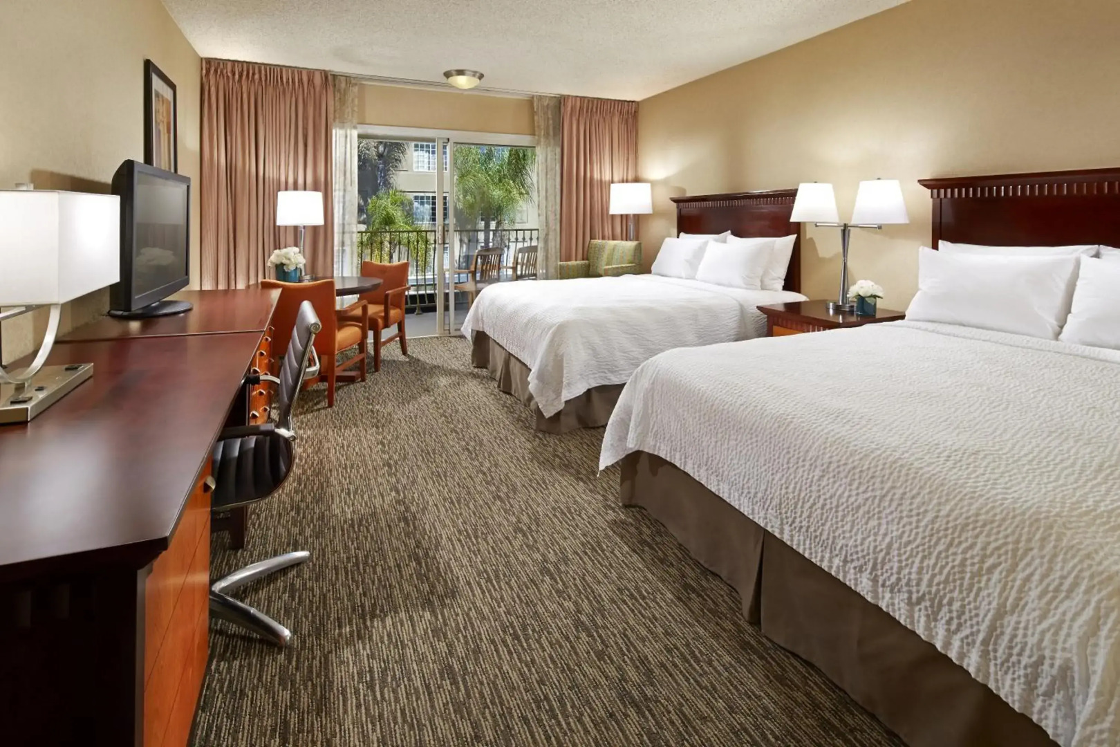 Foto - Anaheim Portofino Inn & Suites