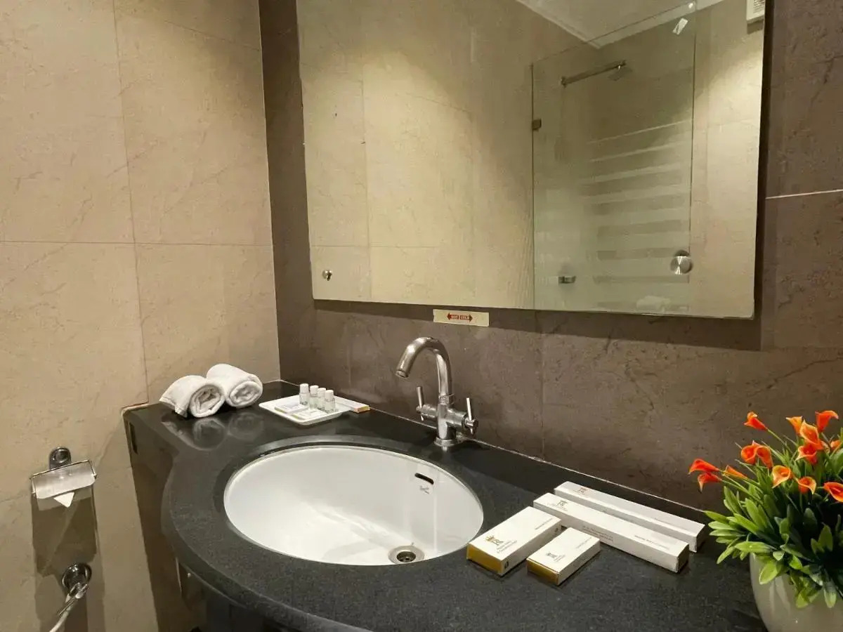 Photo - Royale Sarovar Portico Agra