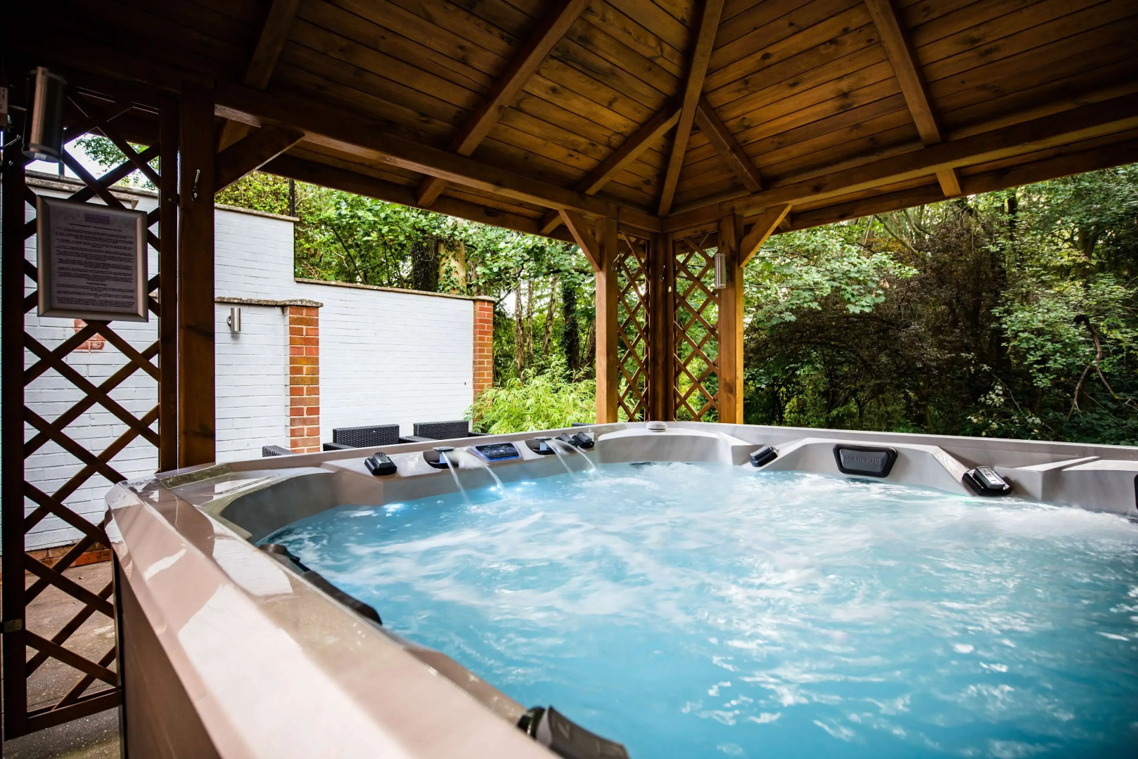 Photo - Southcrest Manor Hotel, Best Western Signature Collection