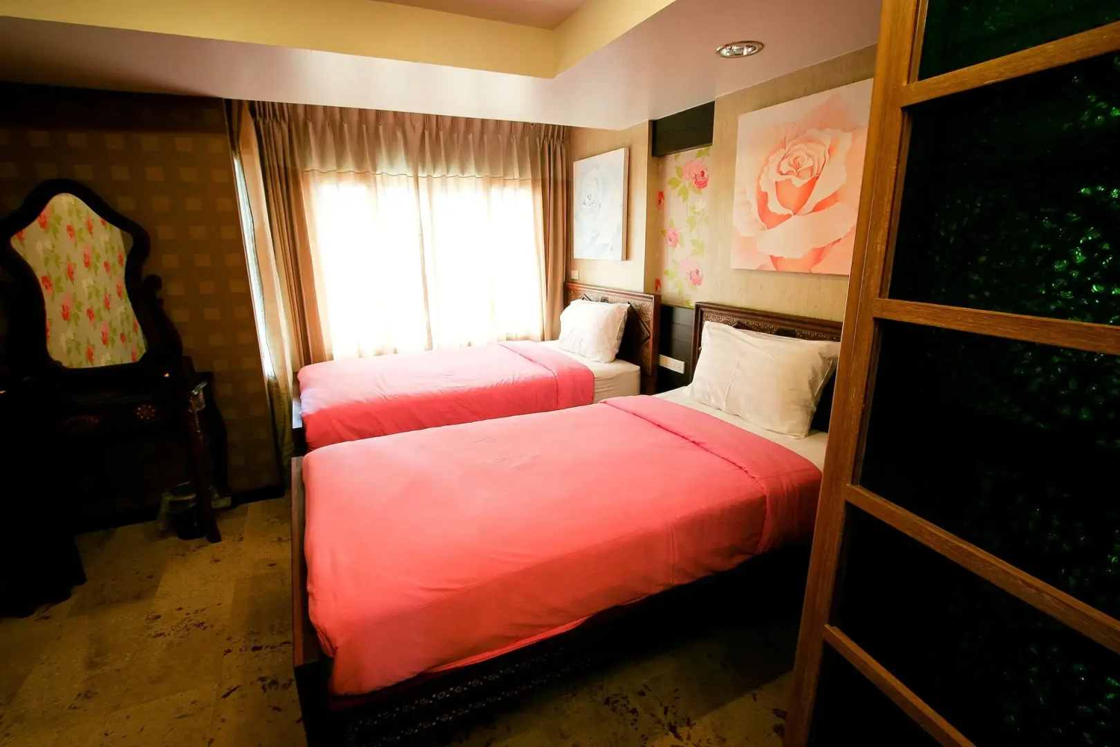 Photo - Sabai Sabai@Sukhumvit Hotel