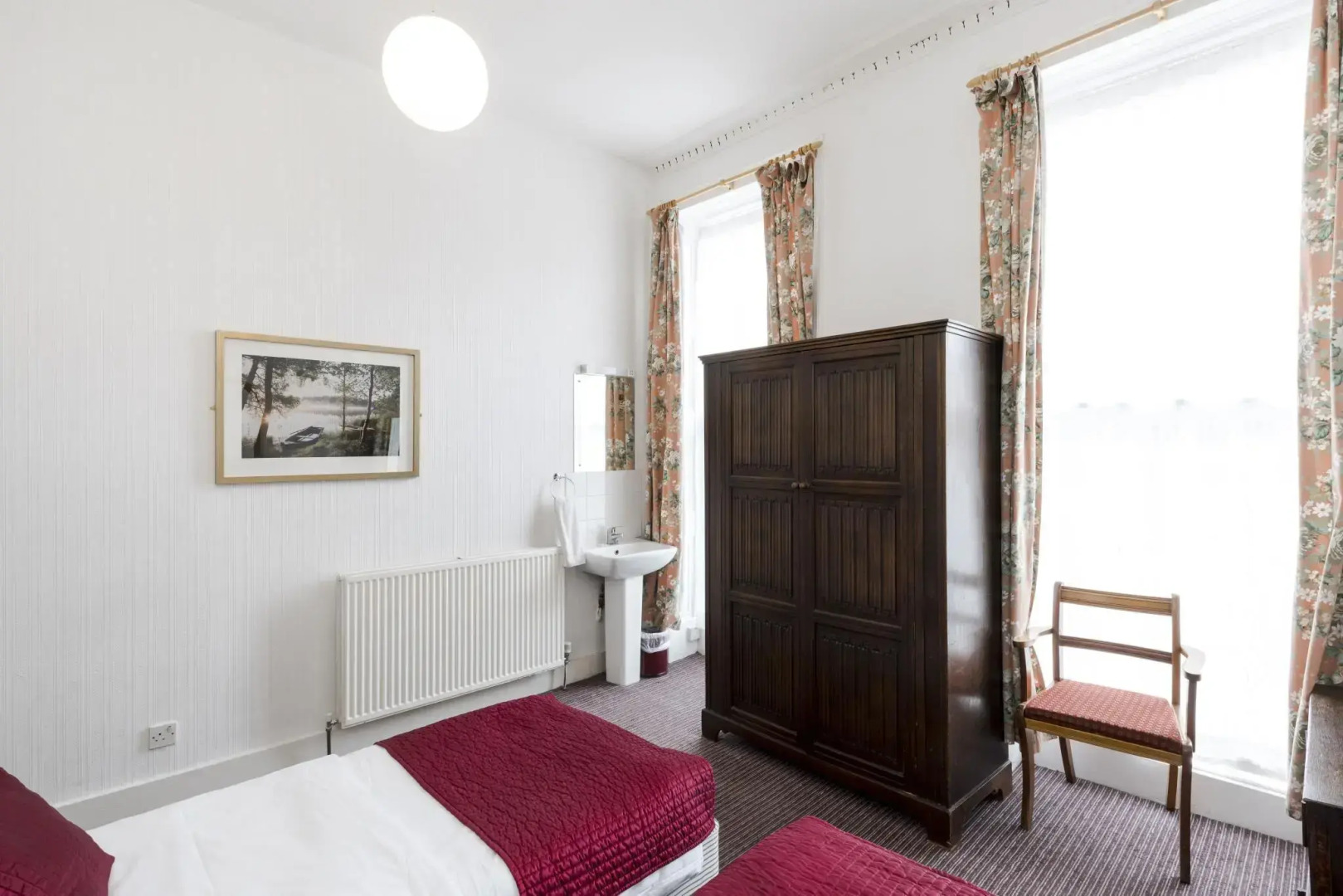 Foto - St Athans Hotel