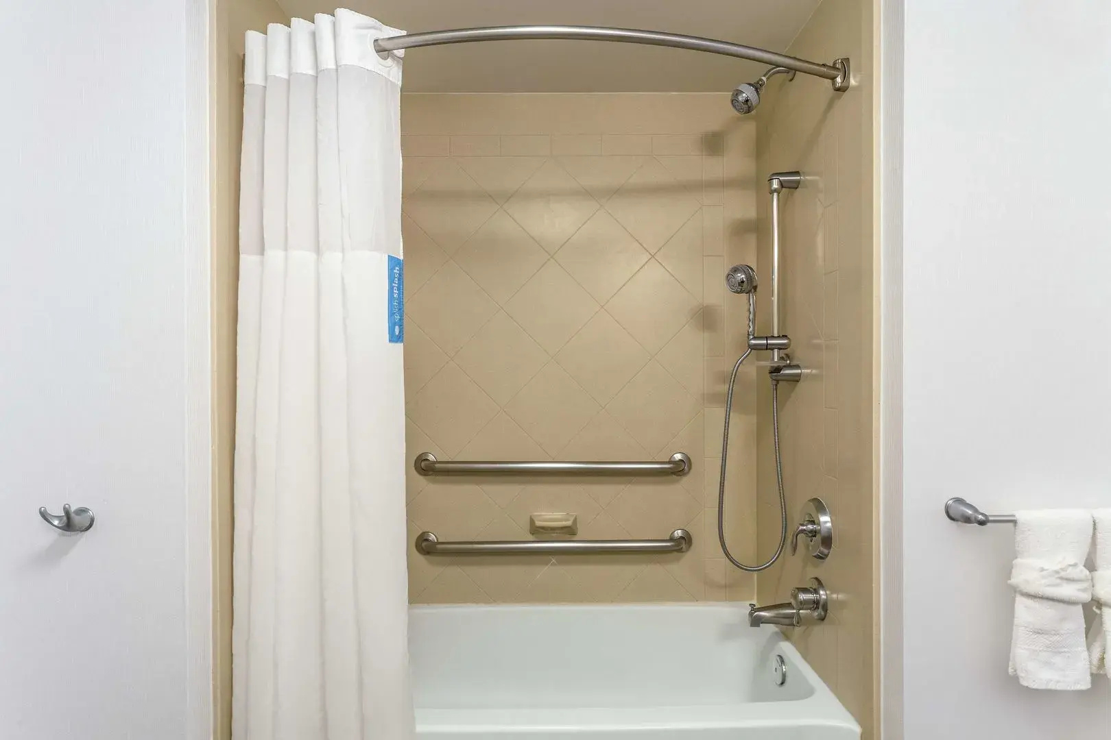 Photo - Hampton Inn & Suites Chicago-Libertyville