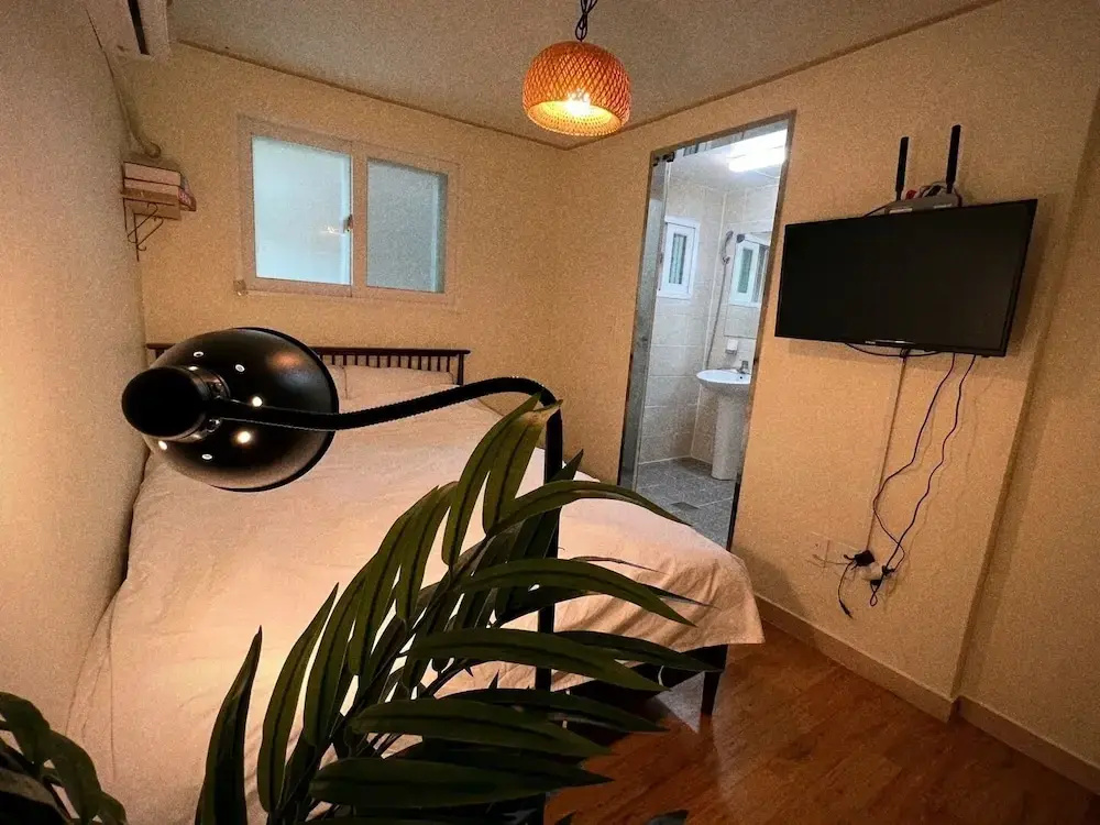 Photo - Jnineguesthouse