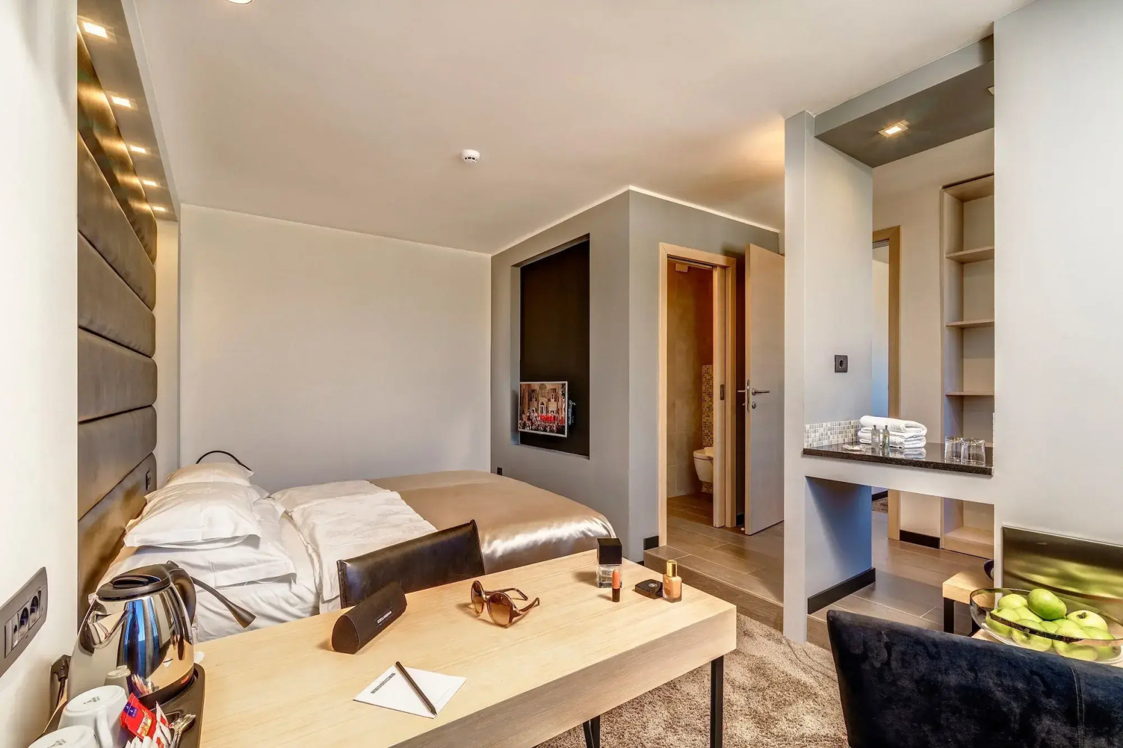 Photo - The View Luxury Rooms