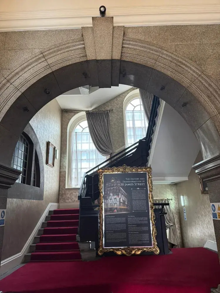 Photo - White Star Line Hotel