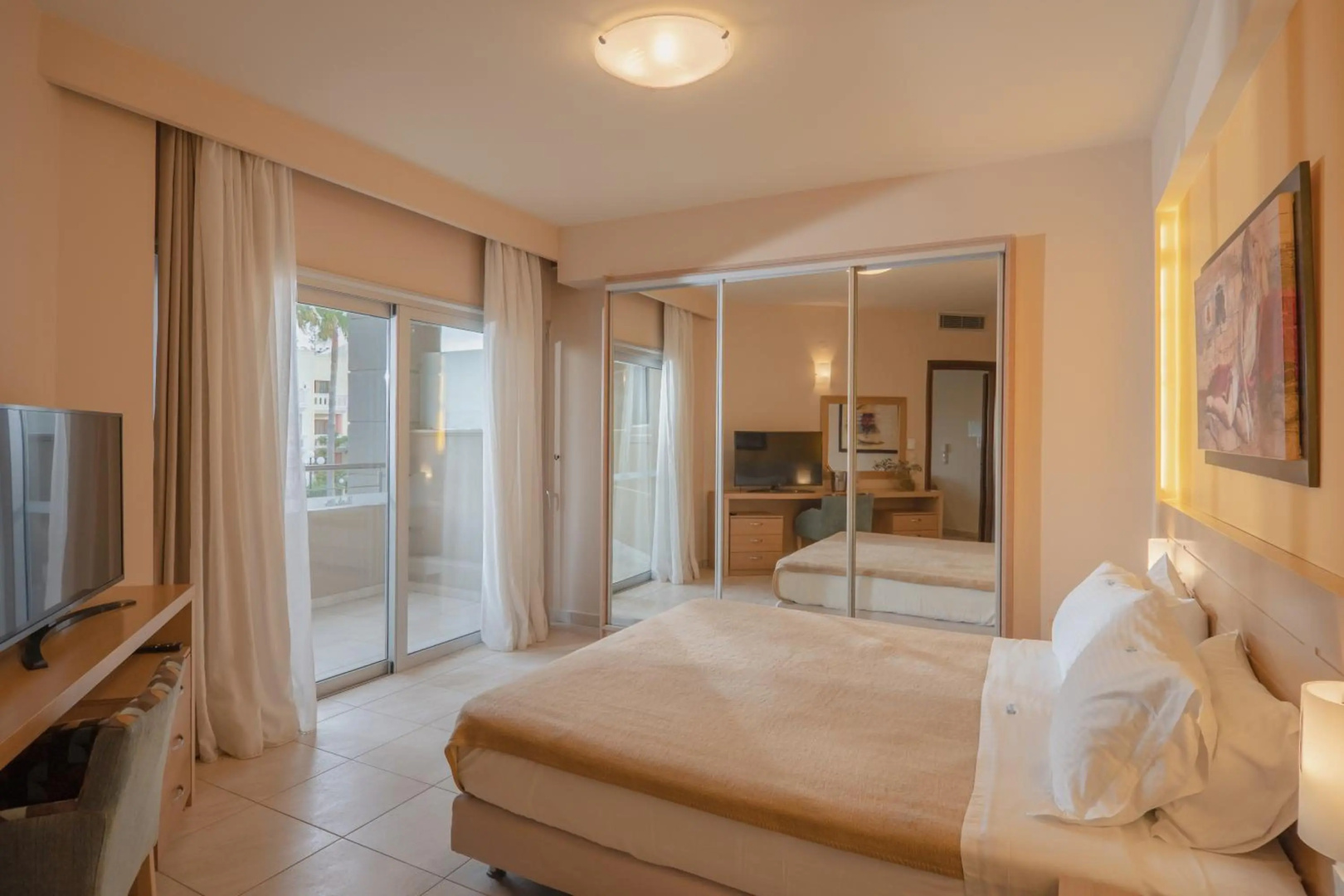 Photo - Molos Bay Hotel