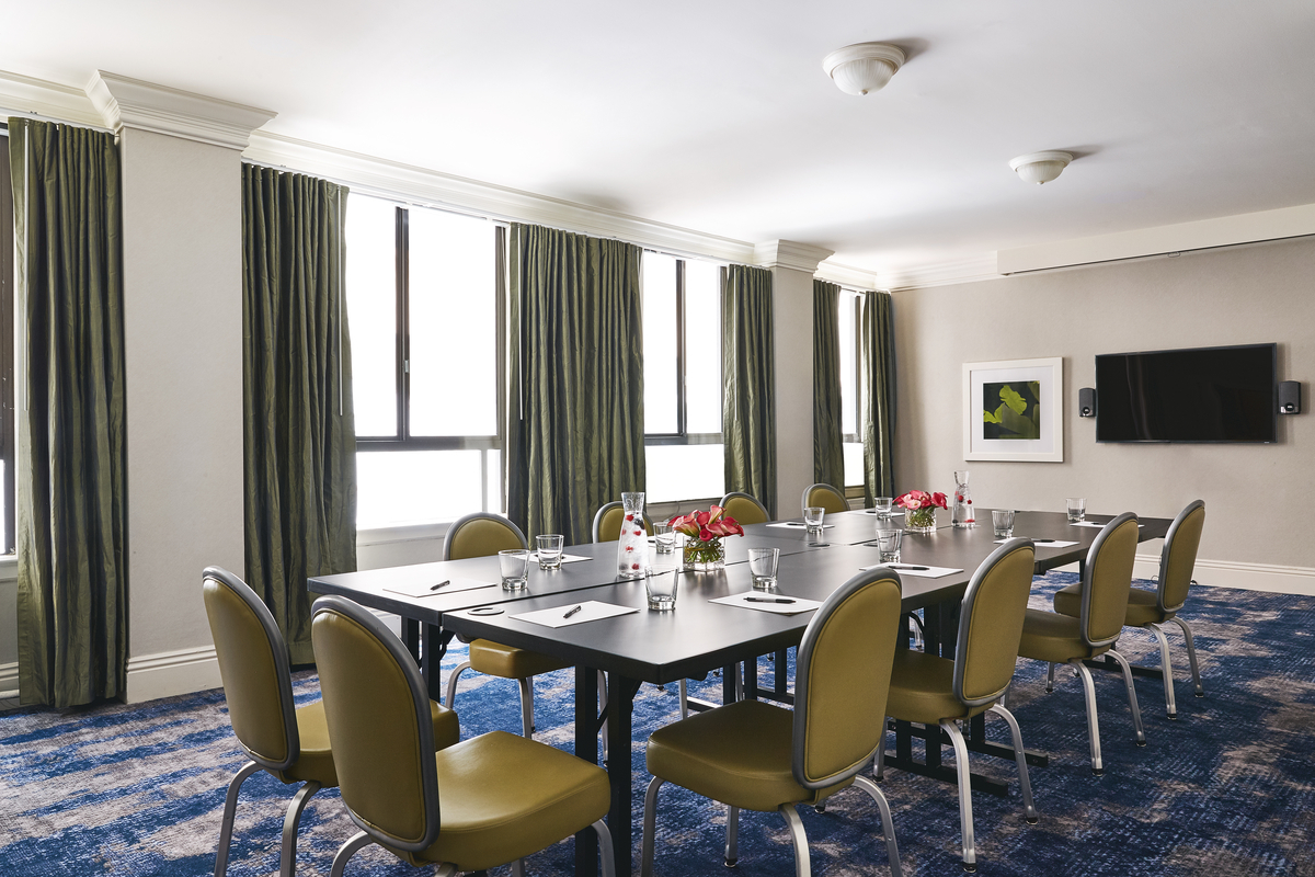 Photo - Galleria Park Hotel