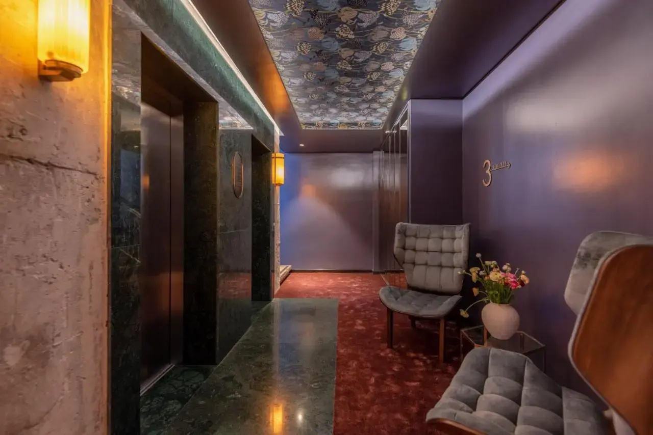 Photo - Mayer House