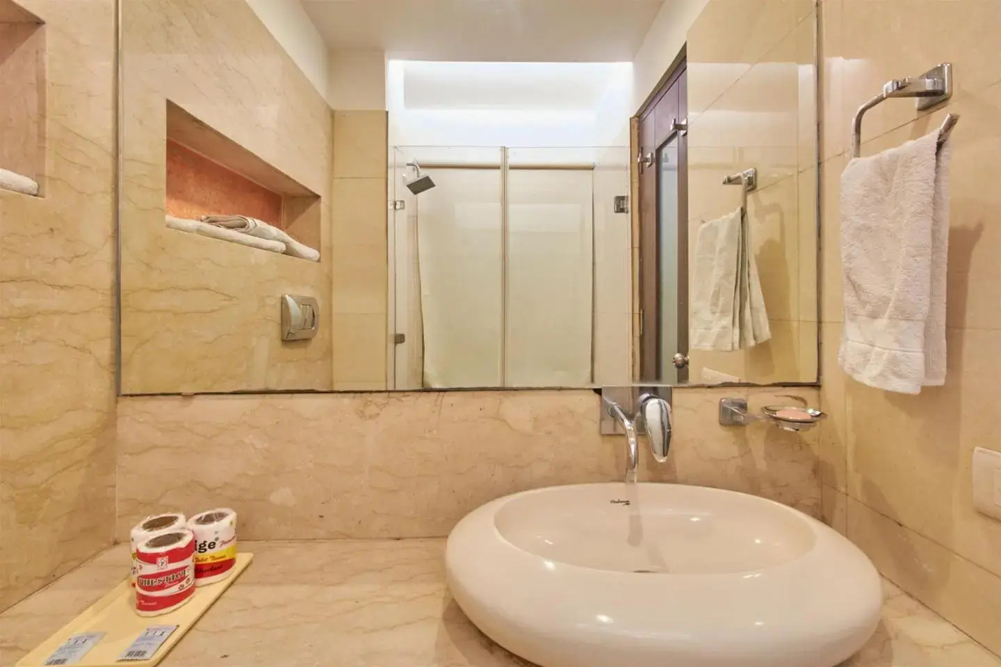 Foto - Hotel Livasa Inn Near BLK Hospital