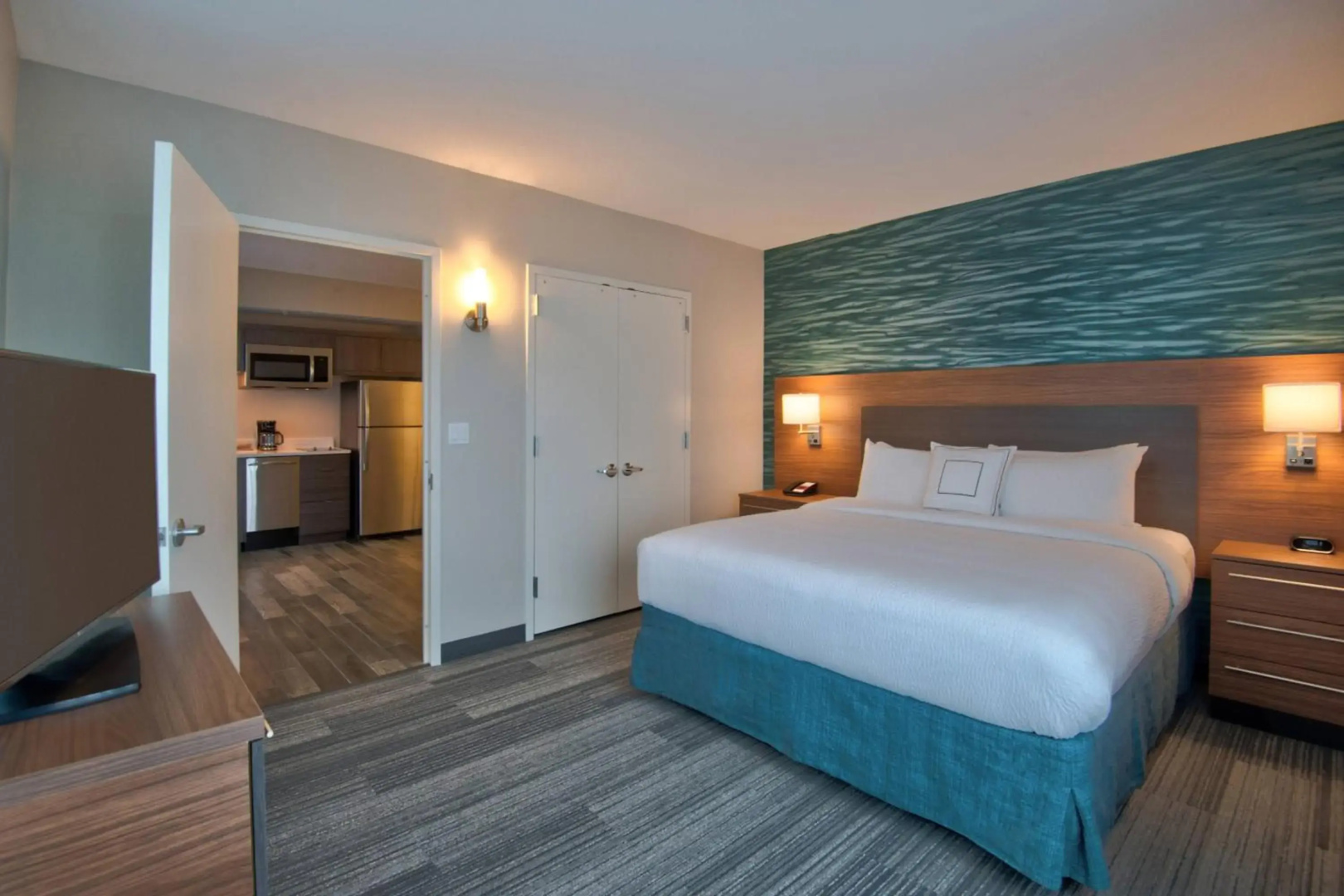 Photo - TownePlace Suites by Marriott Miami Airport