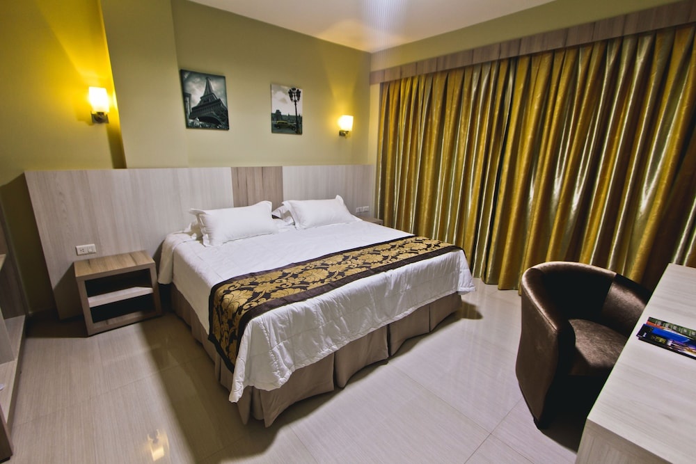 Photo - Megal Suites Hotel