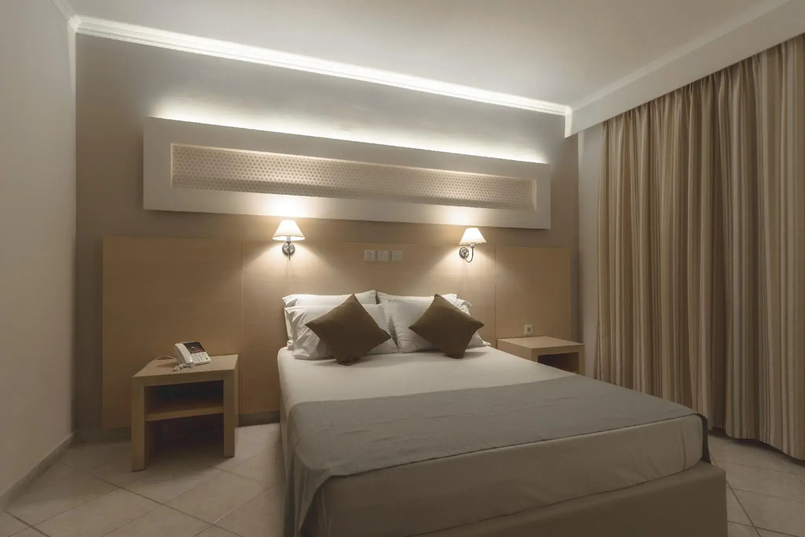 Photo - Karras Hotel