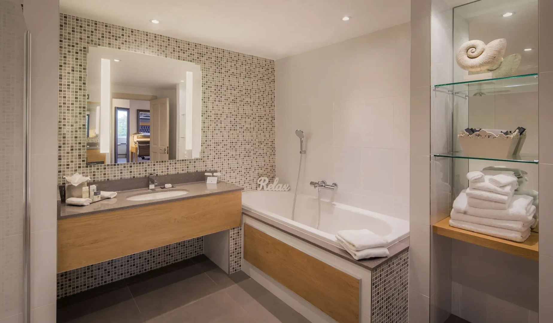 Photo - Clayton Hotel Burlington Road