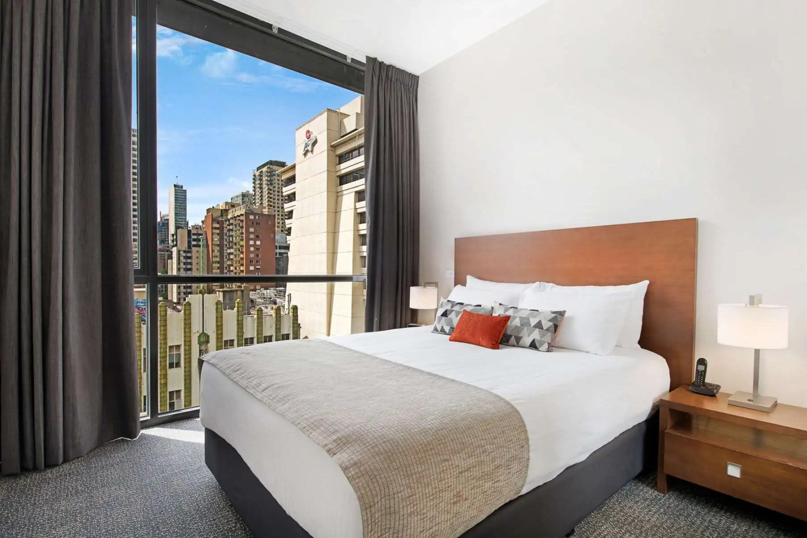 Photo - Melbourne CBD Central Apartment Hotel Official