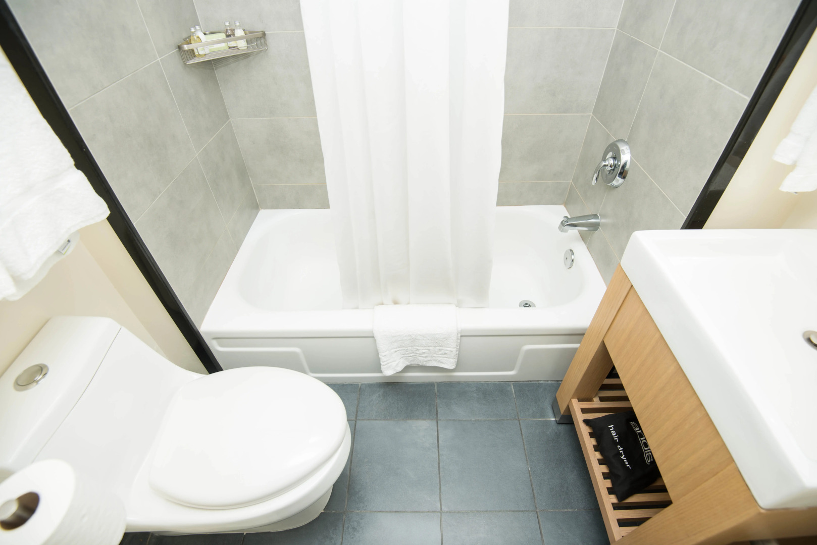 Photo - VIVE Hotel Waikiki