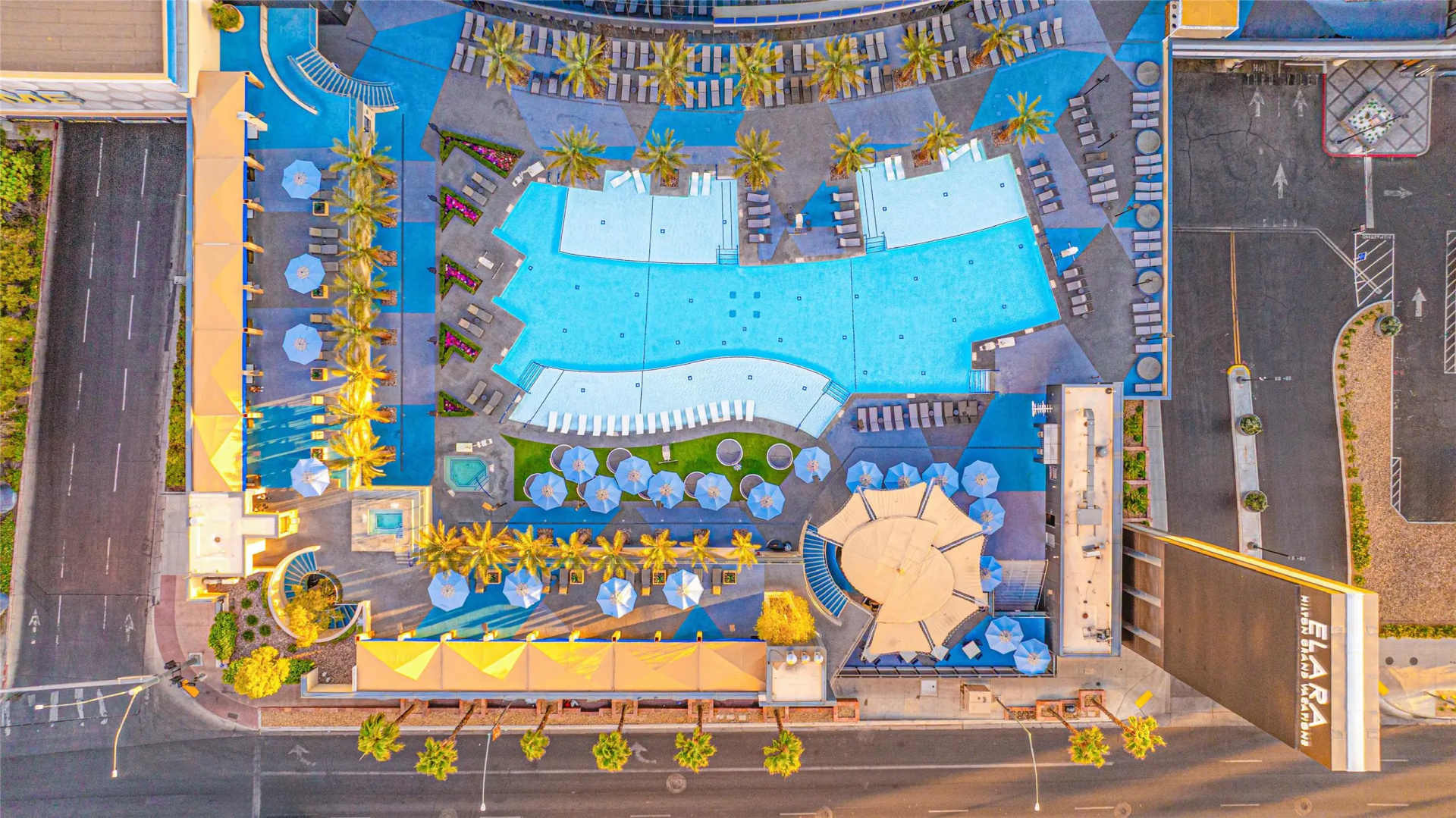 Photo - Hilton Grand Vacations Club Elara Center Strip Las Vegas