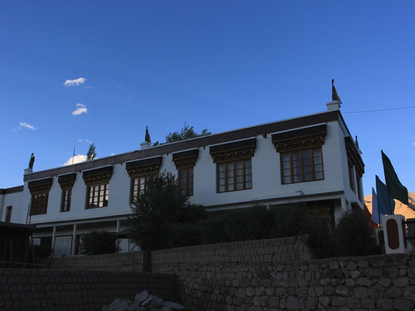 TIH Hotel Mahay Palace