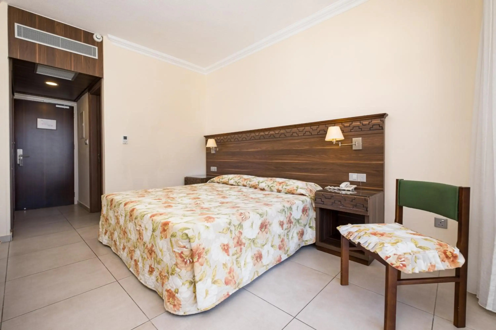 Photo - Anais Bay Hotel