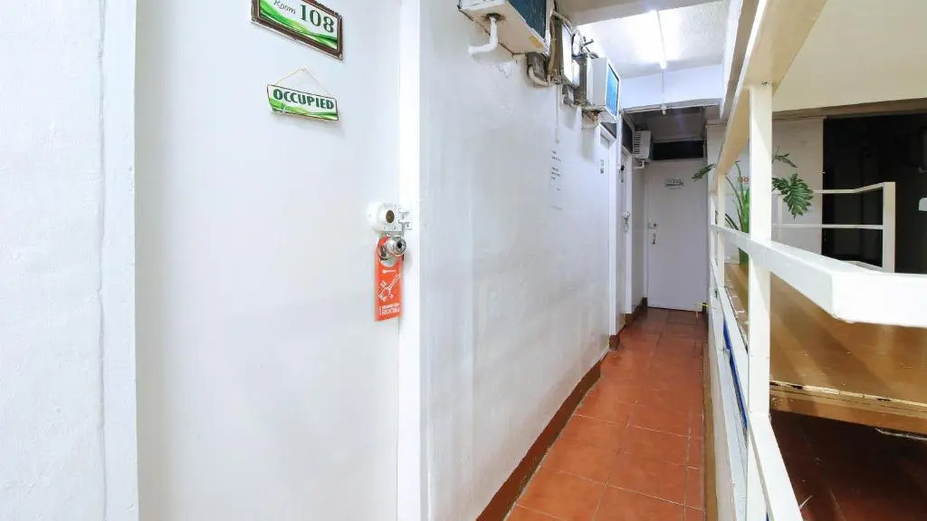 Photo - RedDoorz near OWWA Pasay