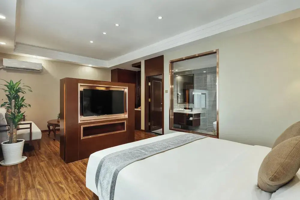 Photo - Rose Garden International Hotel