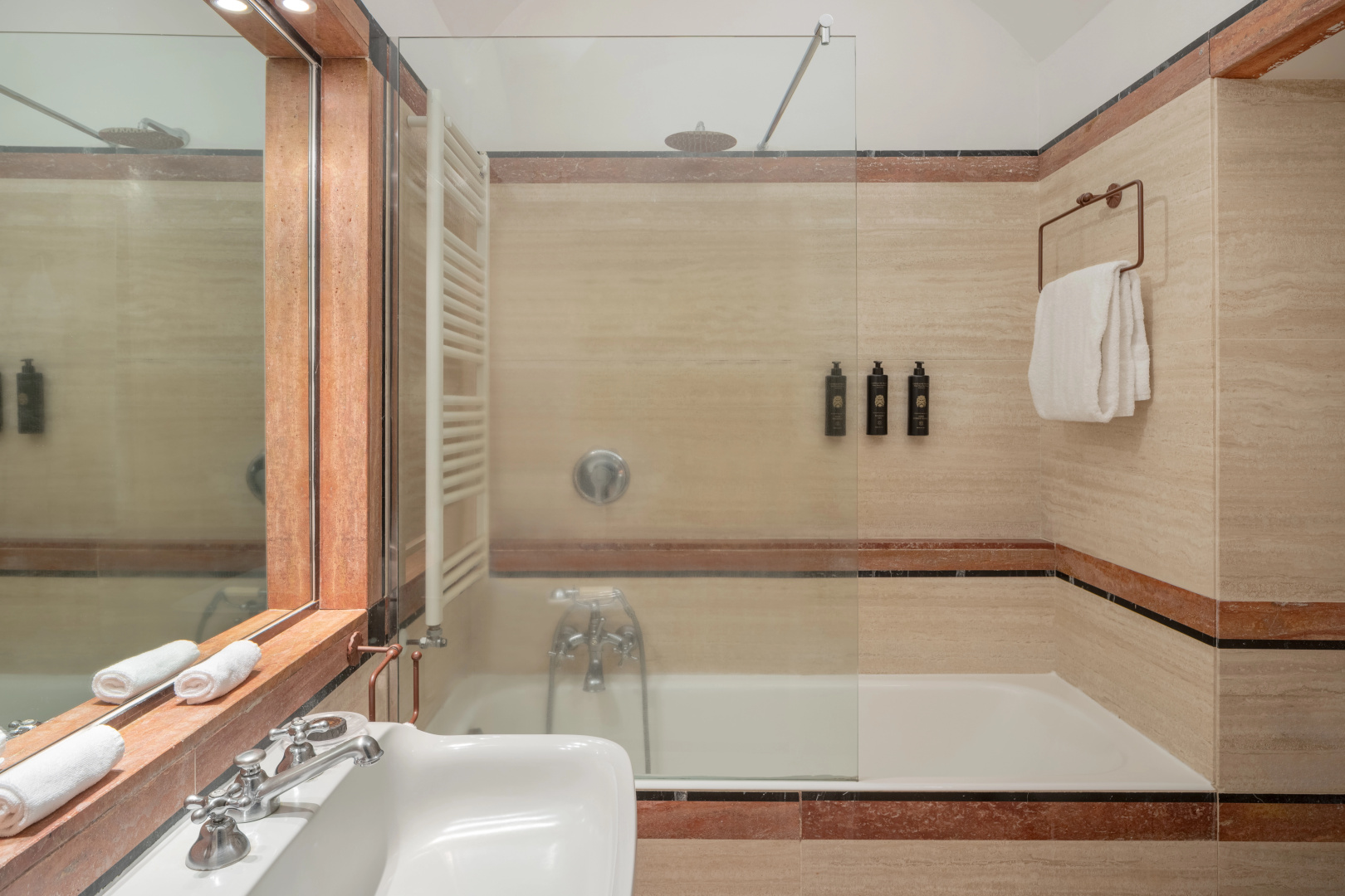 Photo - Castello di Velona Resort Thermal SPA & Winery