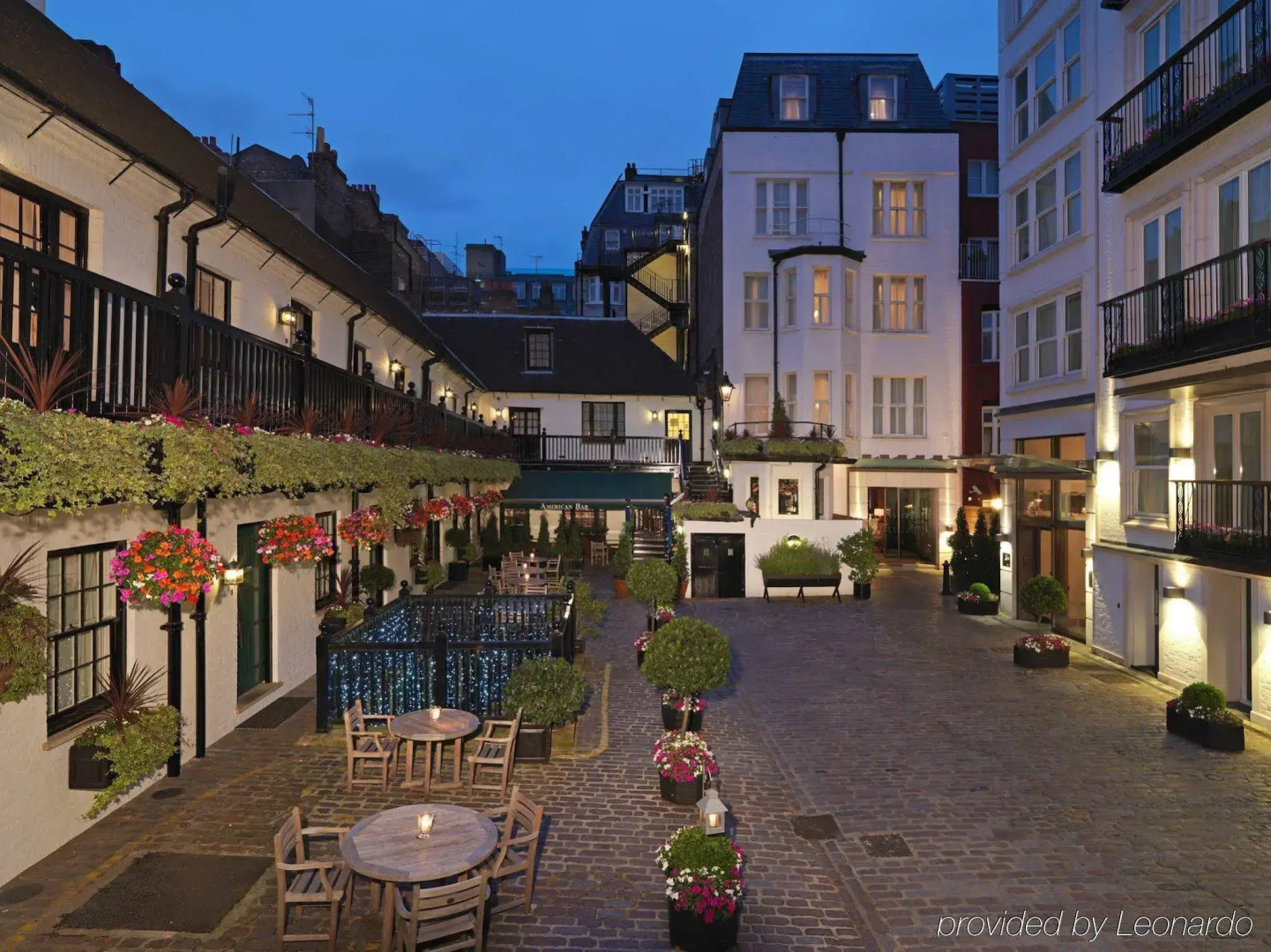 Foto - The Stafford London