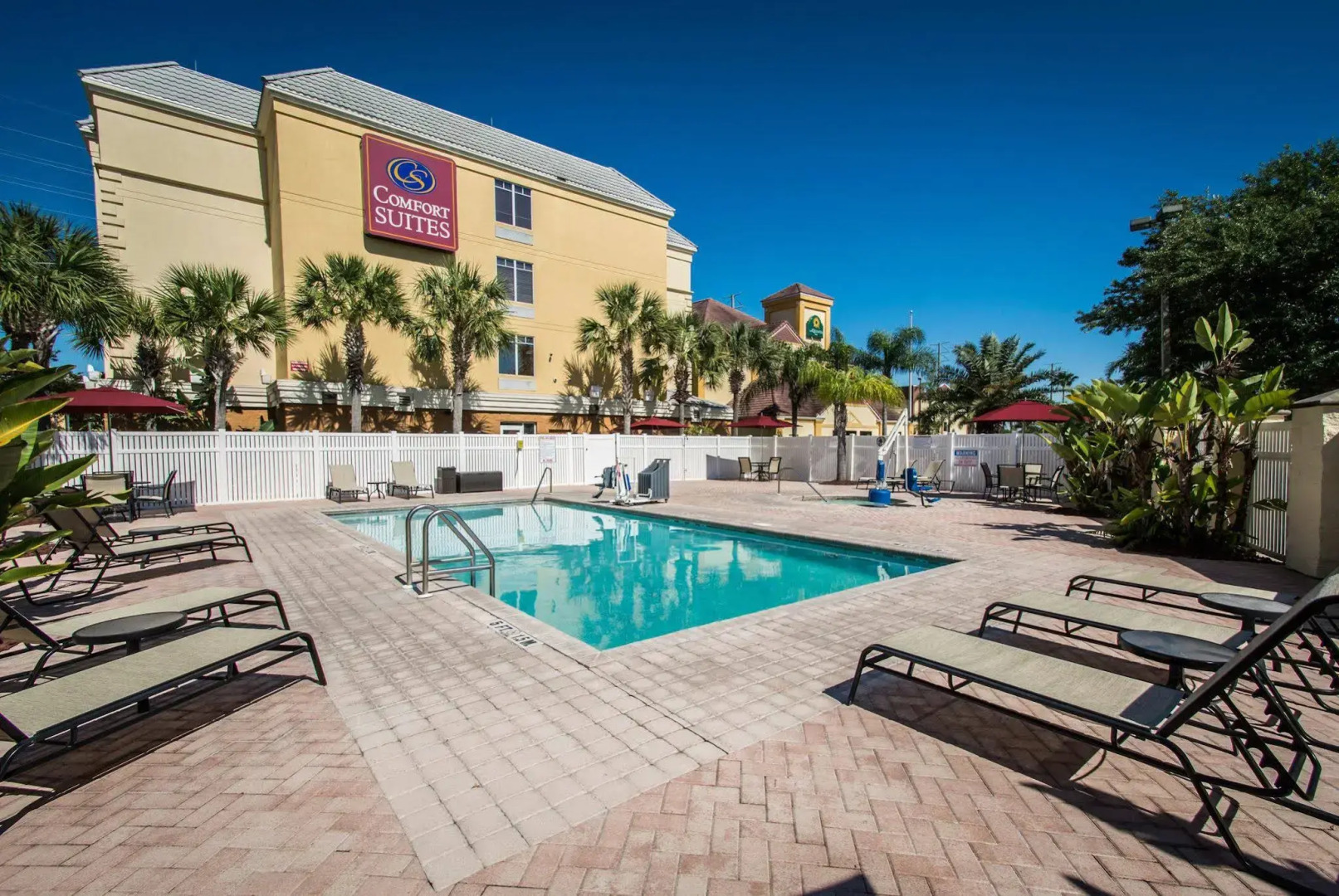 Photo - Comfort Suites Near Universal Orlando Resort