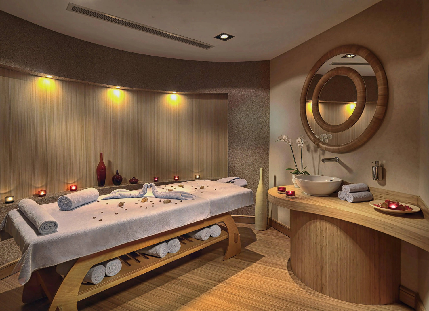 Photo - Delta Hotels Istanbul West