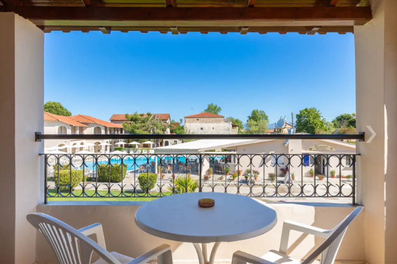 Photo - Kamari Apartments