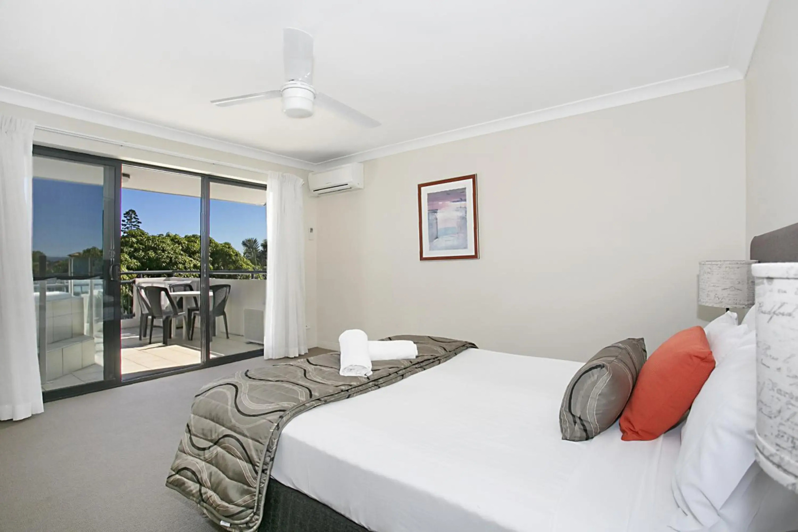 Photo - Sandcastles On The Broadwater