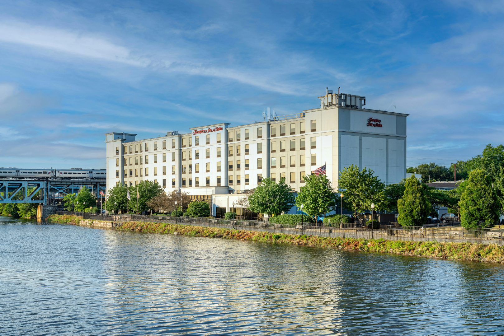 Photo - Hampton Inn & Suites Newark-Harrison-Riverwalk