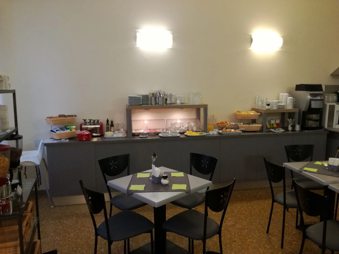 Photo - Hotel Cairoli