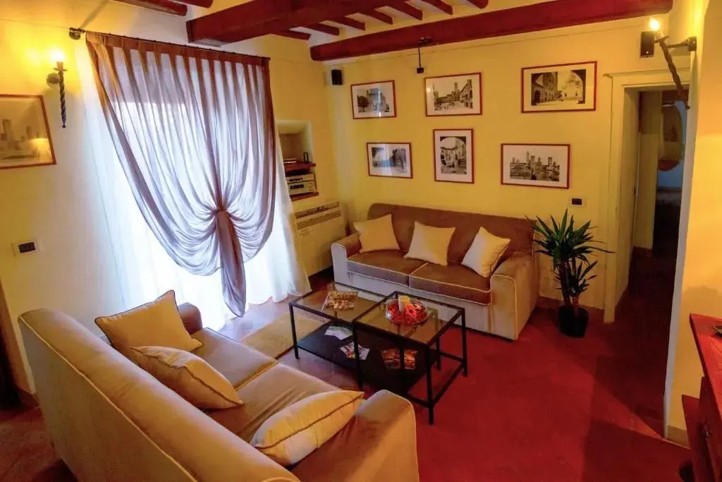 Photo - Palazzo Mari