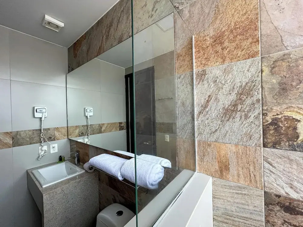 Photo - HVH by Yaxché