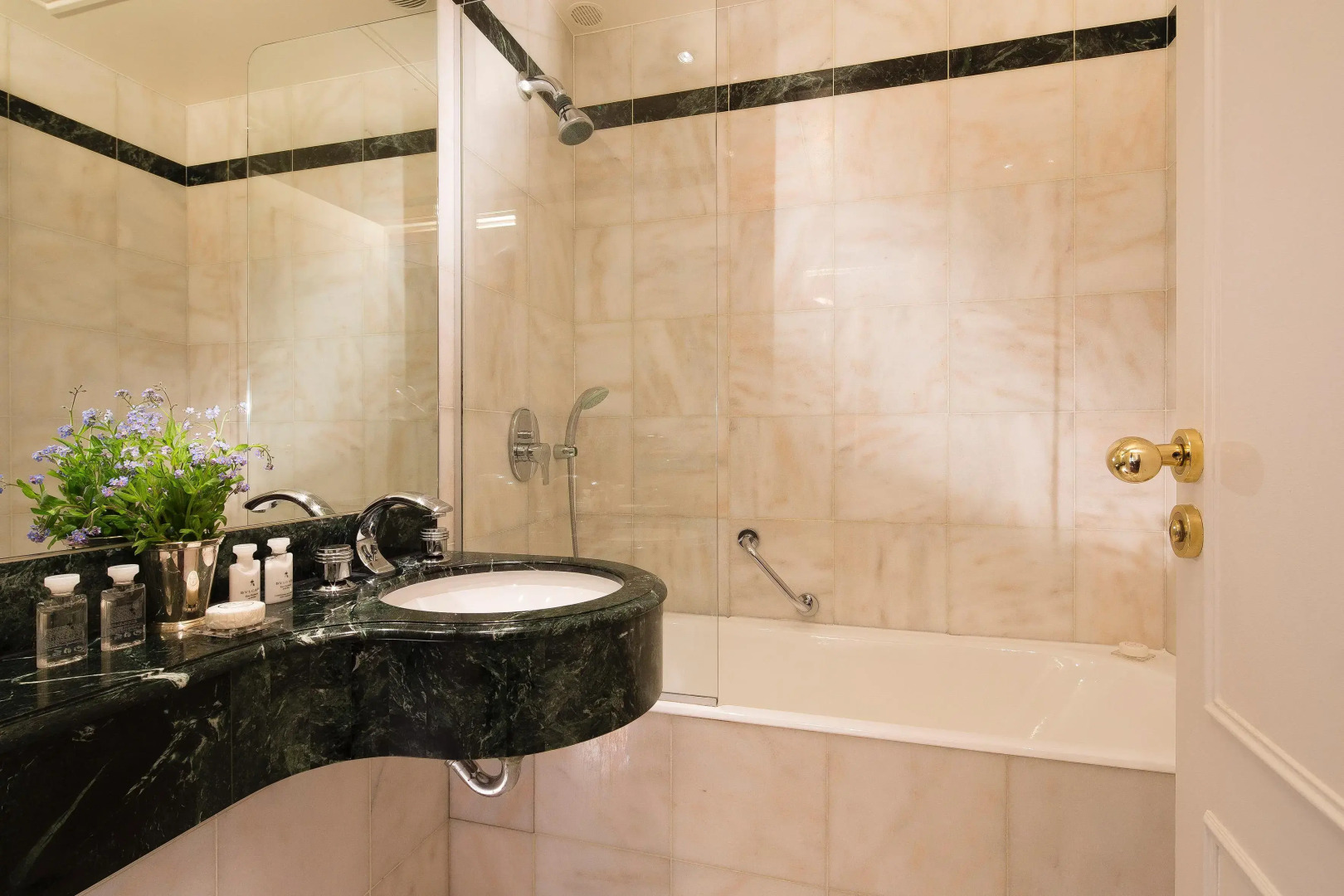 Foto - Hotel West-End