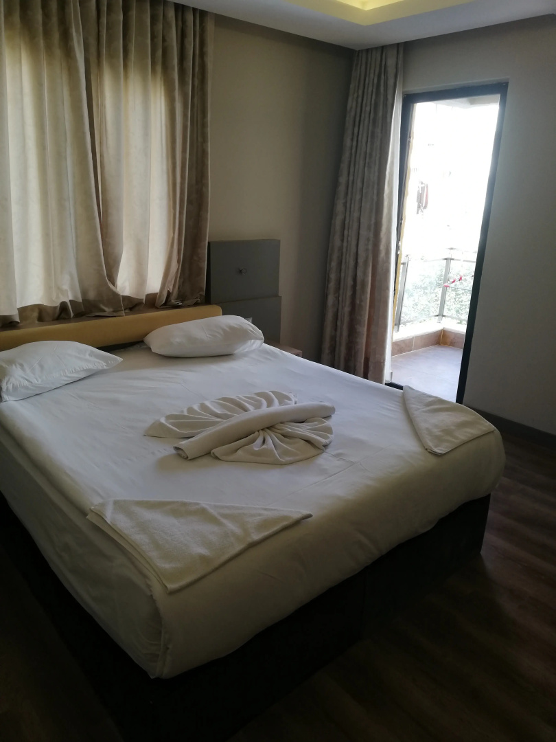 Photo - Microyal Hotel
