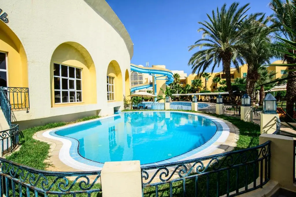 Foto - Suites Hôtel Les Charmilles & Spa