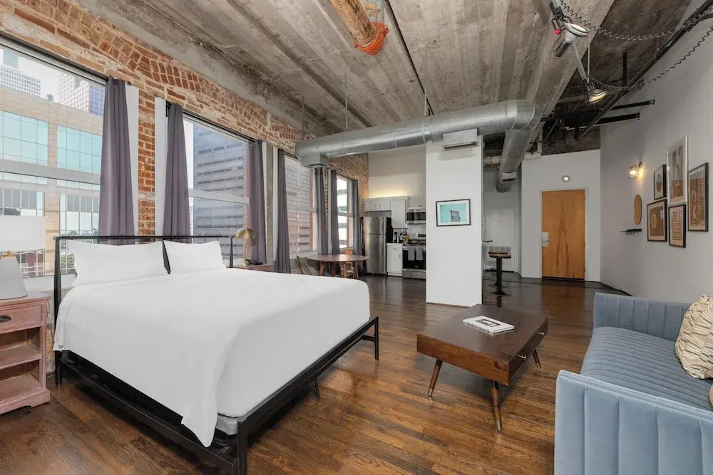 Foto - Reside Houston Downtown, a Wyndham Residence