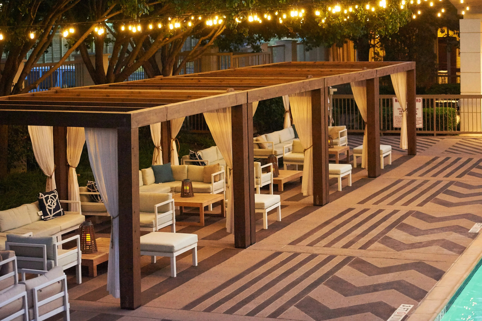 Photo - DoubleTree by Hilton Dallas - Market Center
