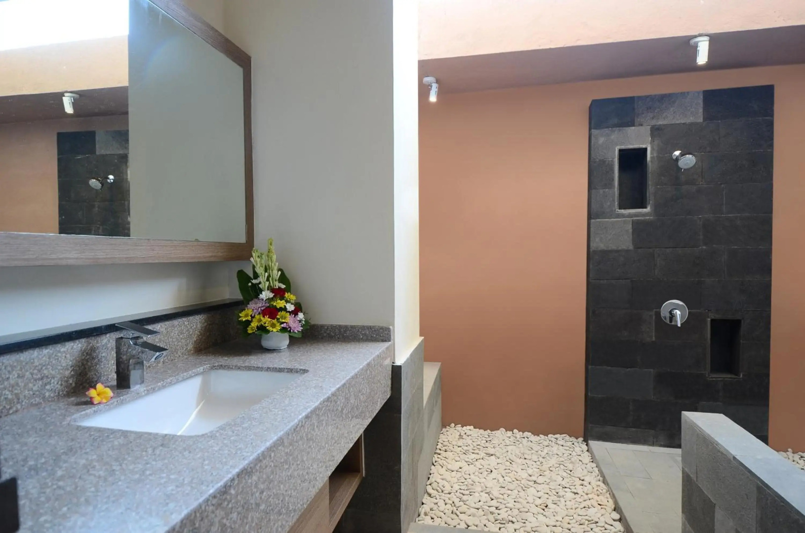 Photo - Bali Breezz Hotel