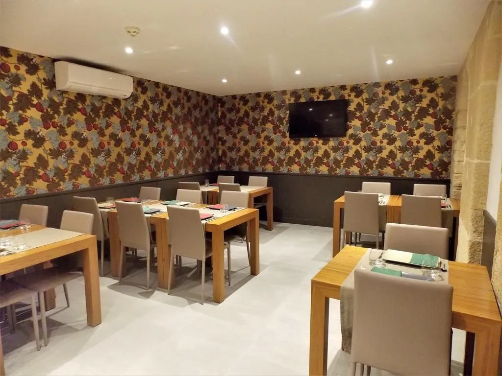 Foto - Excelsior Batignolles