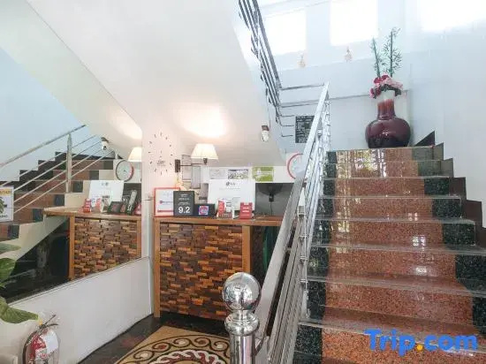 Photo - RedDoorz near LRT 2 Antipolo Station