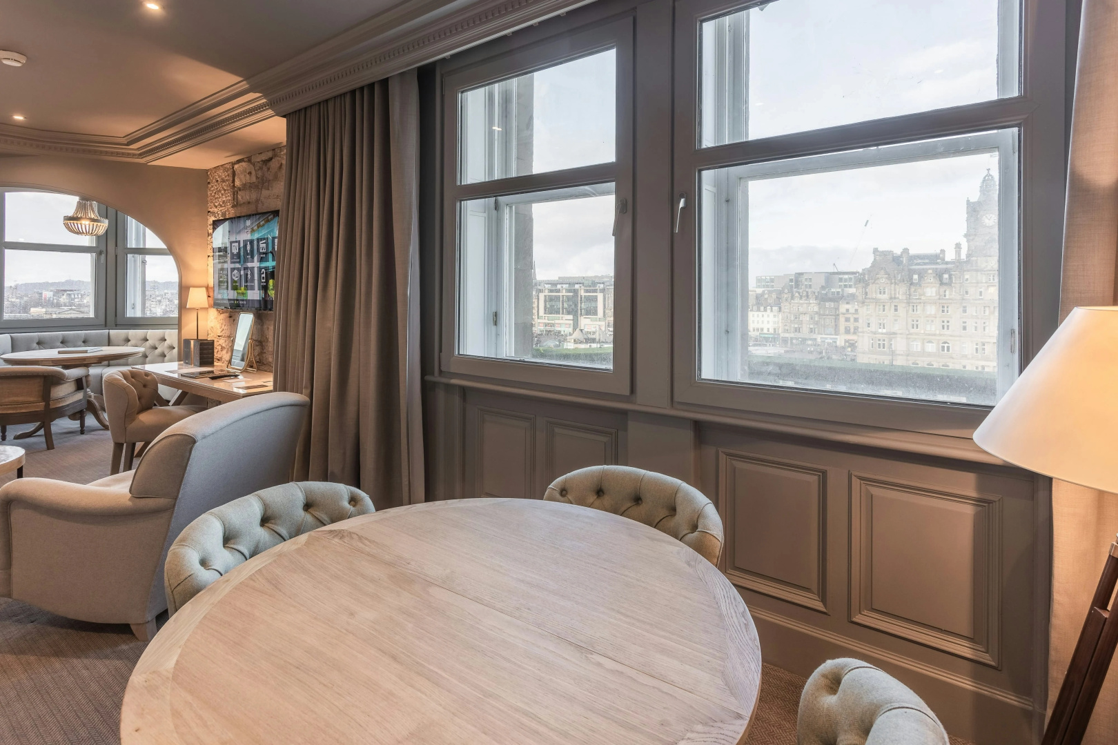 Photo - The Scotsman Hotel