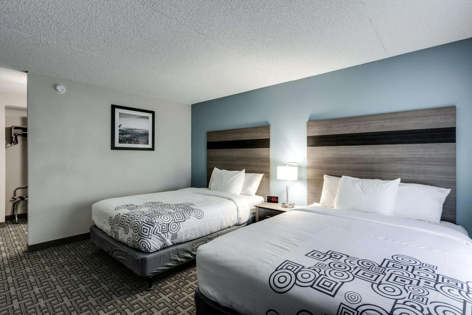 Foto - Days Inn & Suites by Wyndham Spokane