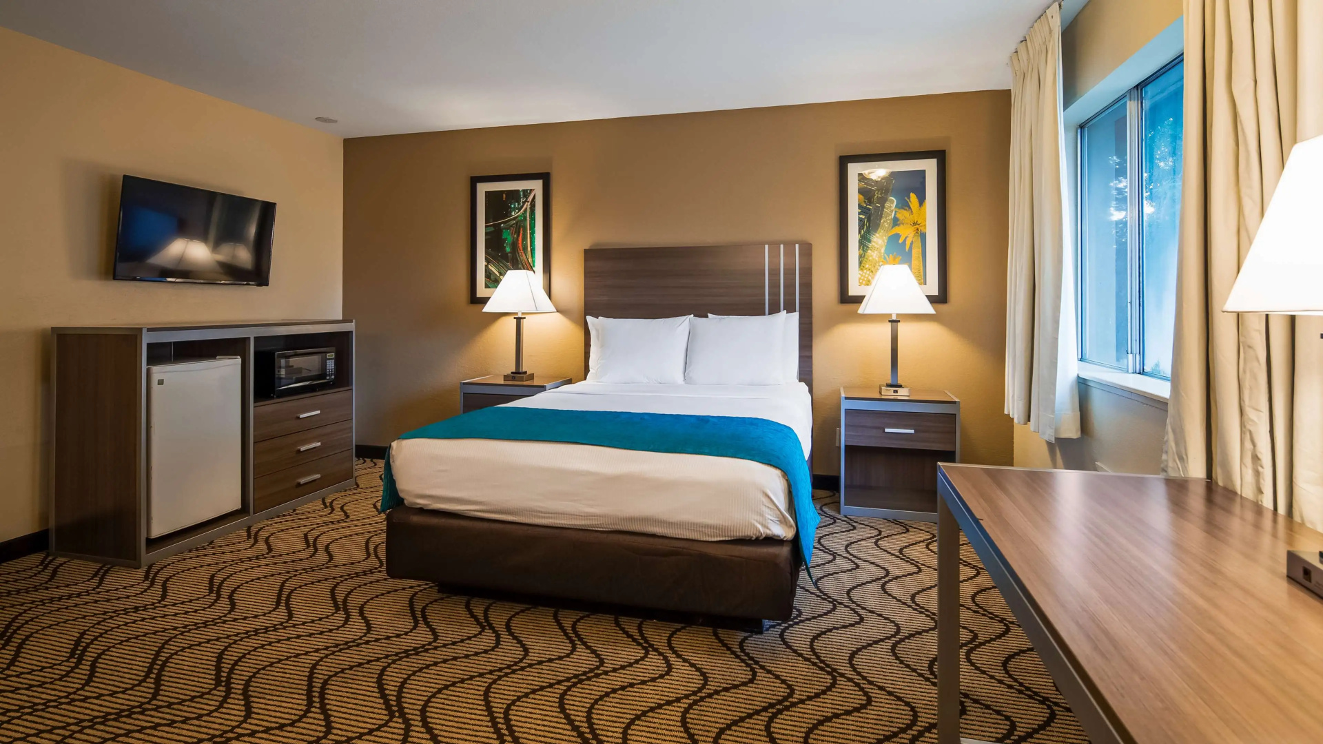 Foto - SureStay Plus Hotel by Best Western Sacramento North