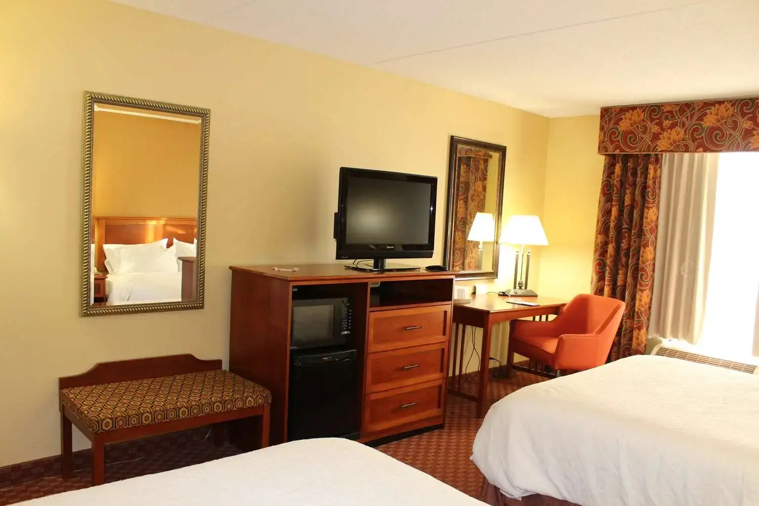 Photo - Hampton Inn McHenry