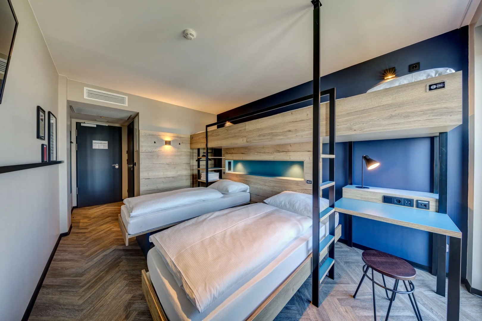 Photo - Schulz Hotel Berlin Wall at the East Side Gallery