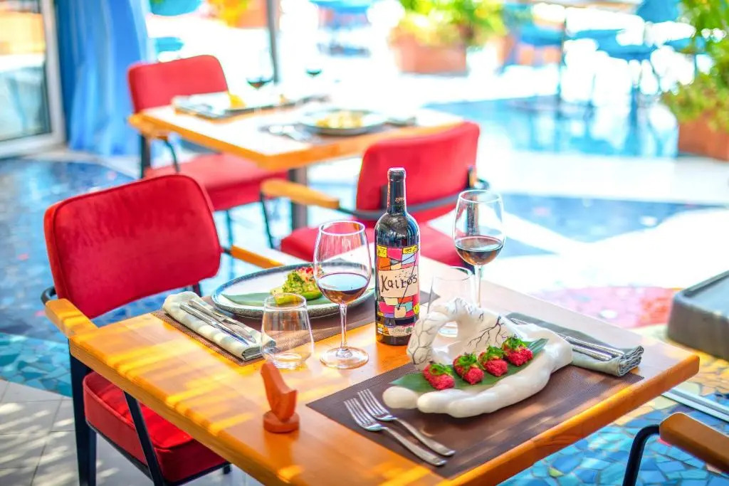 Photo - Bougainville Bay Hotel