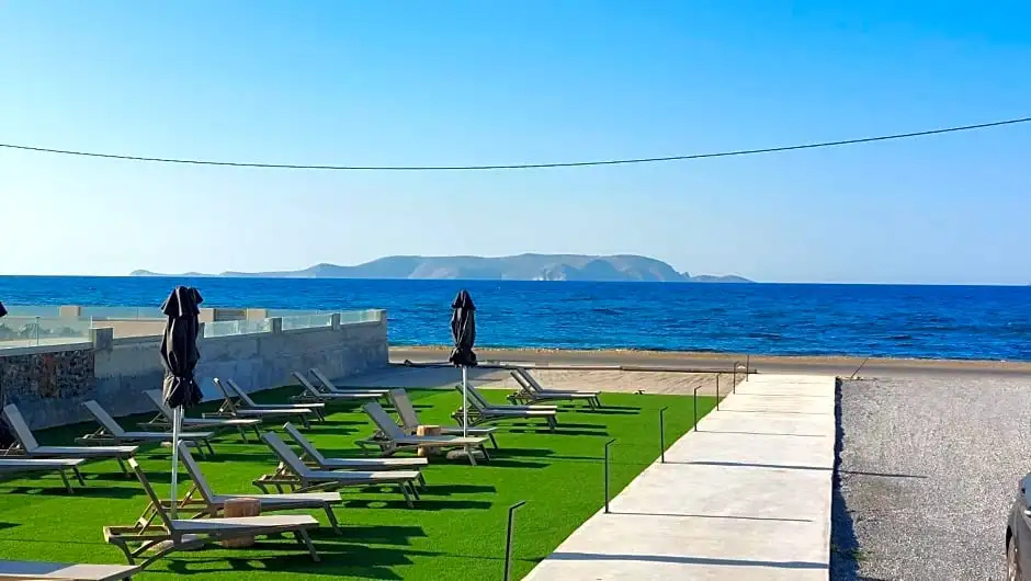 Photo - Niriides Palace
